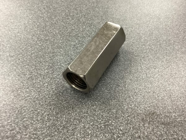 LANCE THREAD SAVER UNION 1/4"
